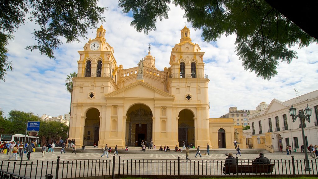 Cordoba Cathedral showing religious elements, heritage architecture and a church or cathedral