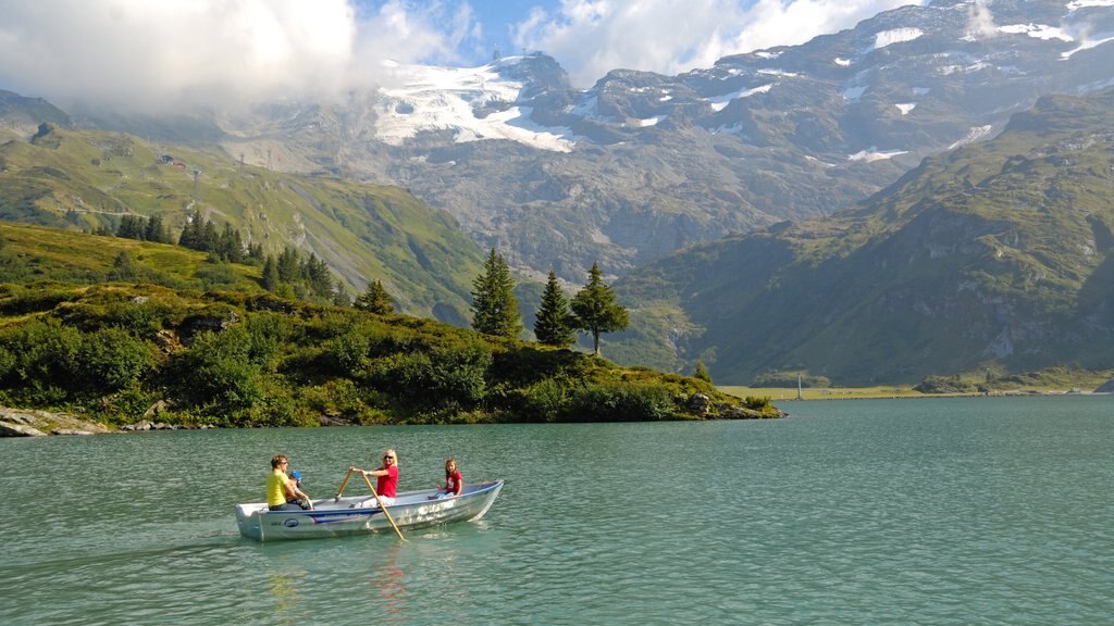 Complejo de esquí Engelberg-Titlis ofreciendo un lago o espejo de agua