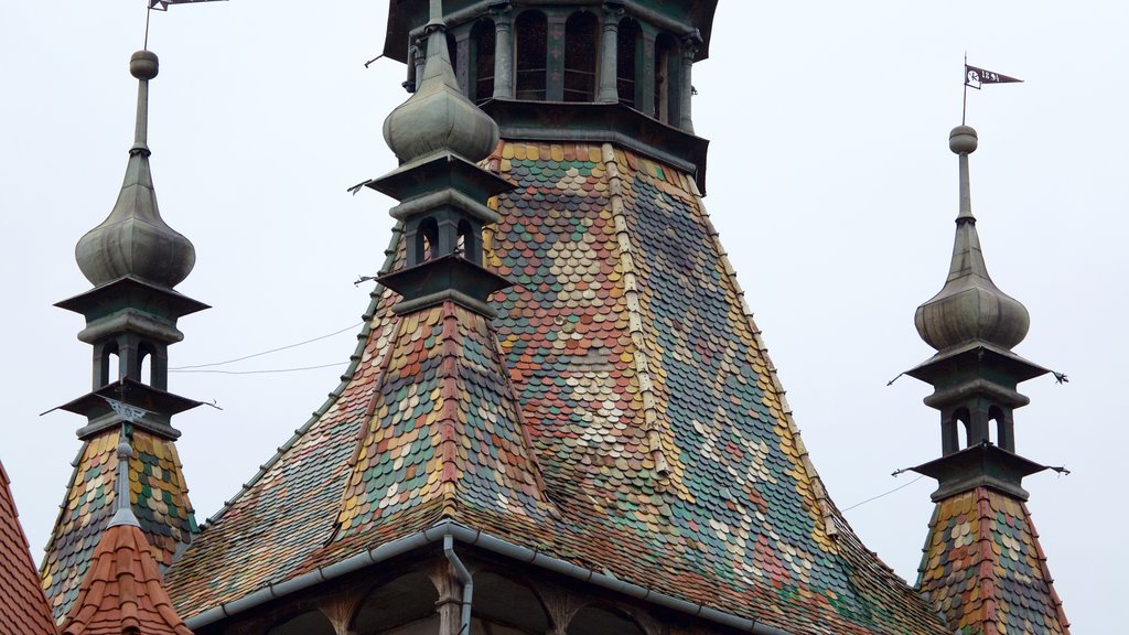 Torre do Relógio que inclui arquitetura de patrimônio