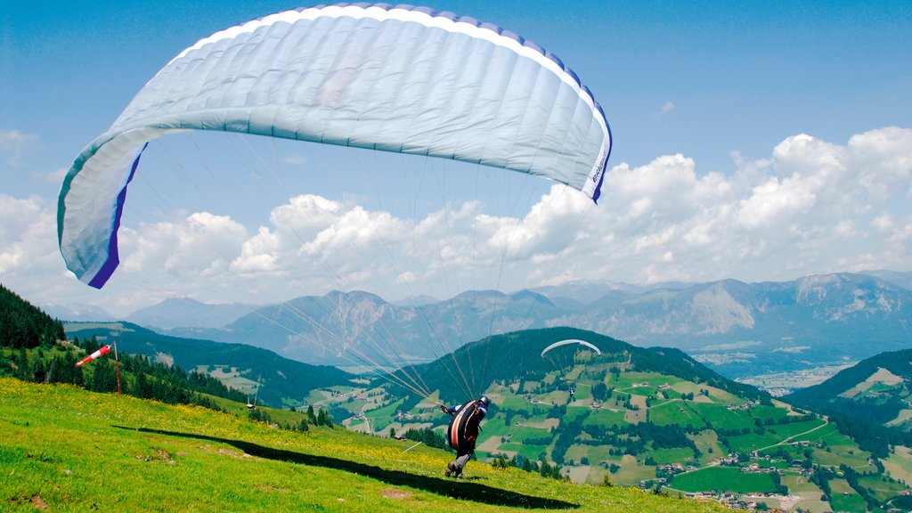 Hopfgarten im Brixental yang mencakup gunung