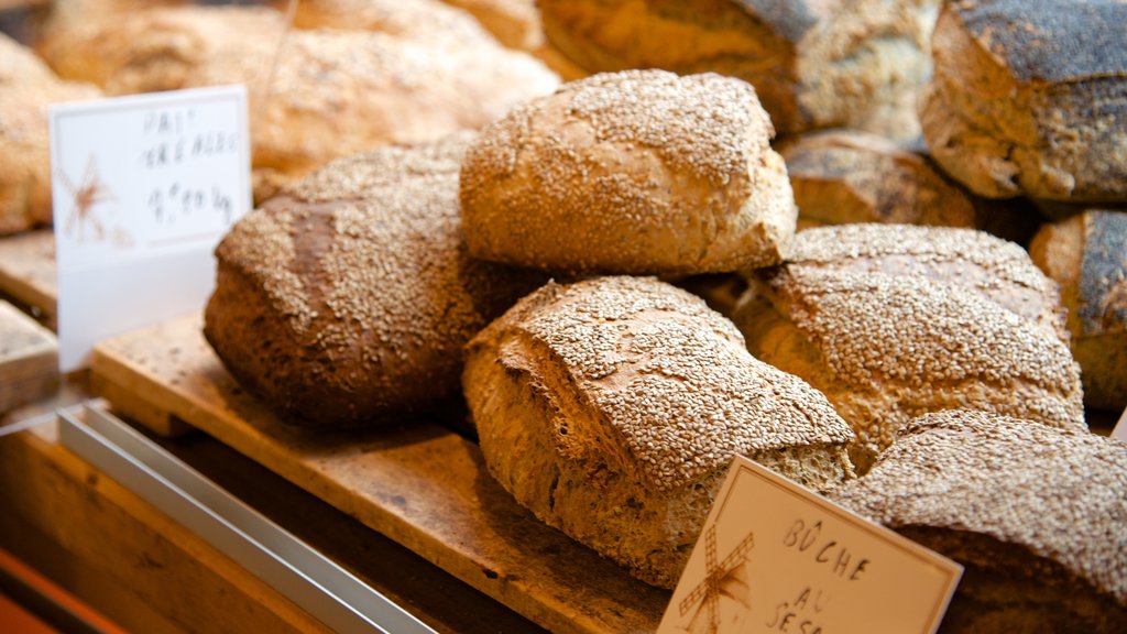 14º Arrondissement que inclui comida