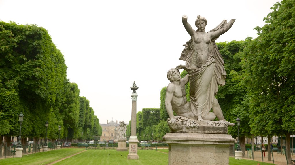 6º Arrondissement mostrando uma estátua ou escultura e um jardim