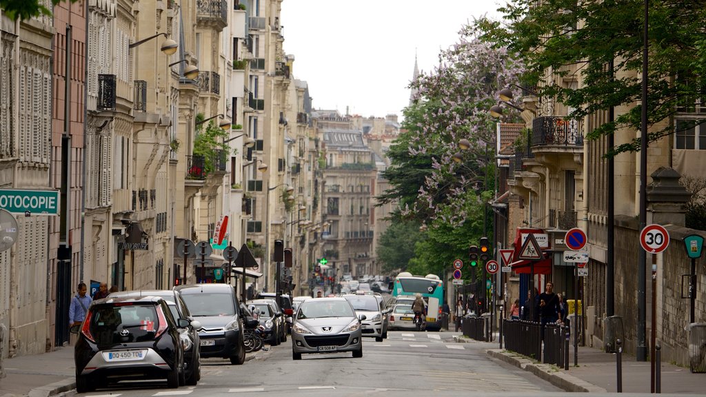 6th Arrondissement showing street scenes and a city