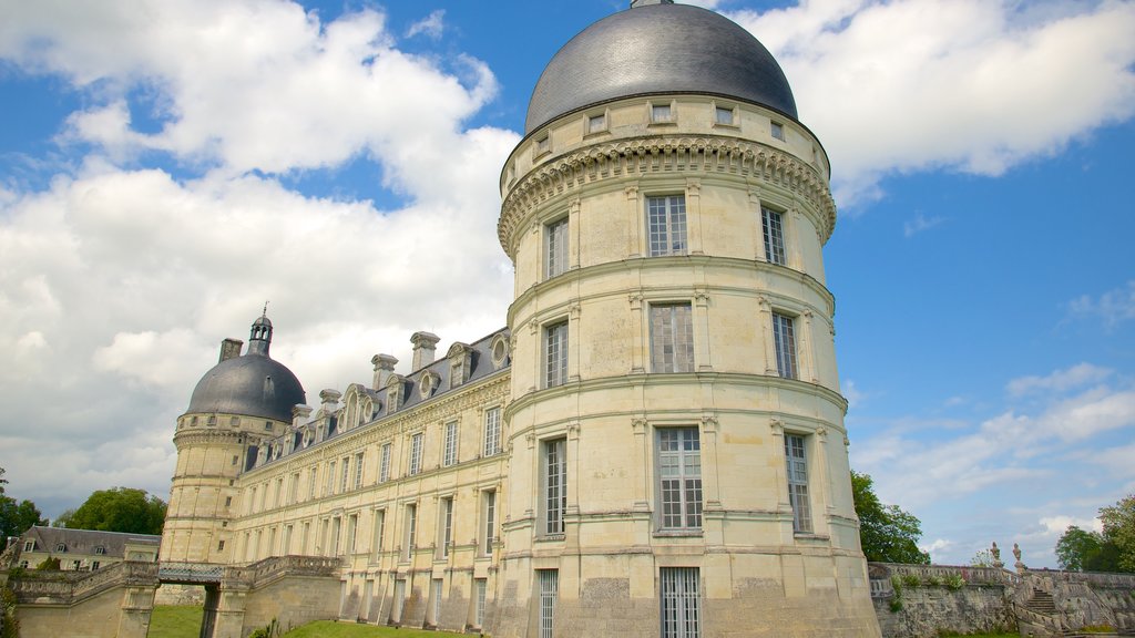 Chateau de Valencay featuring heritage architecture and a castle