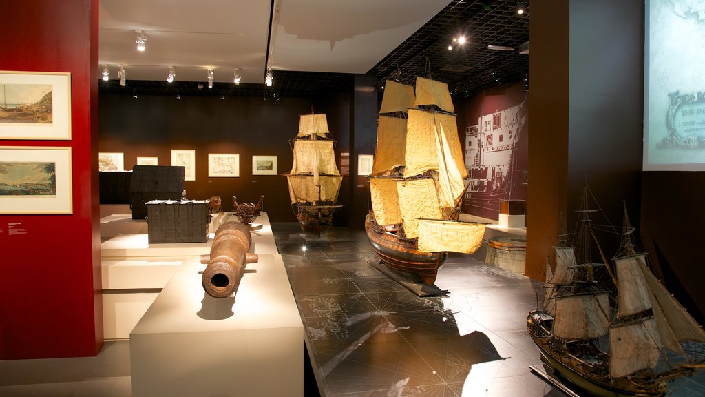 Aquitaine Museum showing interior views