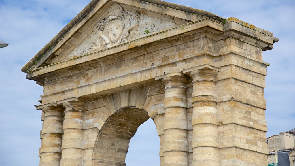 Place de la Victoire que incluye elementos patrimoniales