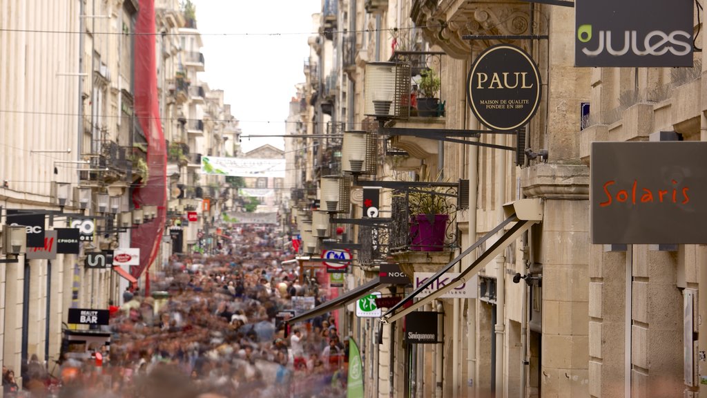 Bordeaux showing street scenes and a city