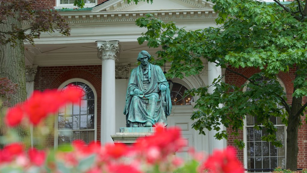 Gedung Kongres Maryland yang mencakup patung