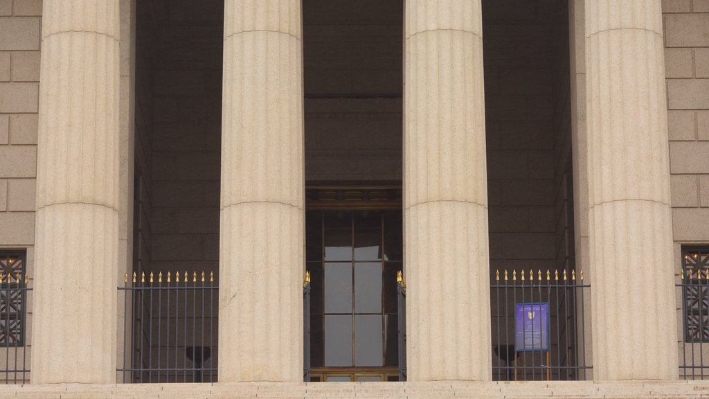 George Washington Masonic National Memorial which includes a memorial and heritage architecture