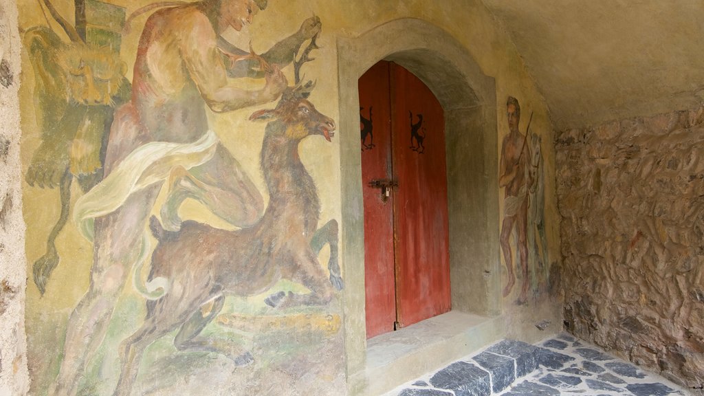 Liechtenstein mostrando castillo o palacio, arte y elementos del patrimonio