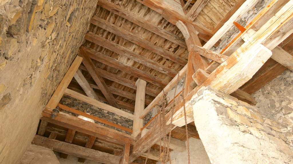 Liechtenstein showing heritage elements, a castle and interior views