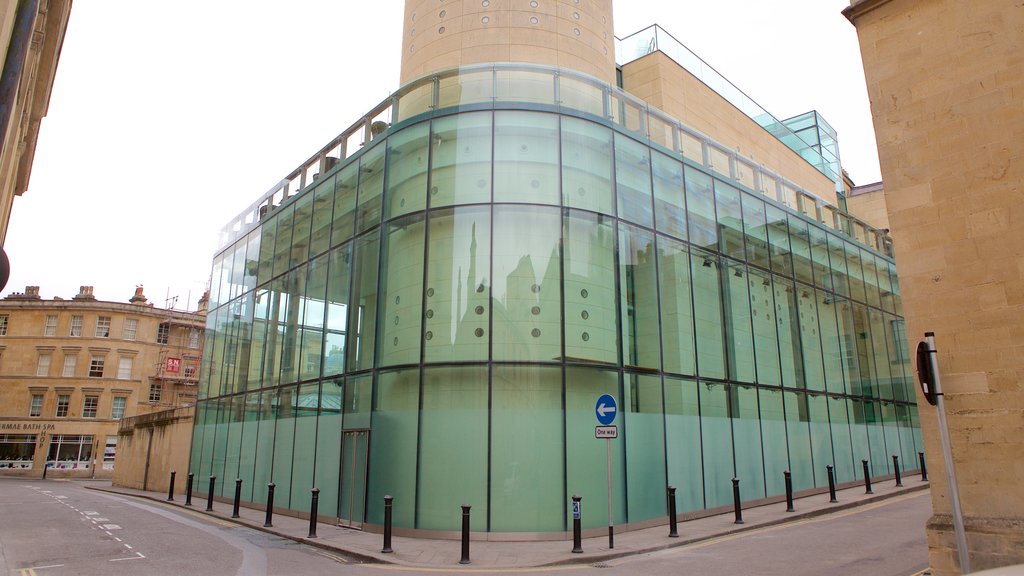 Thermae Bath Spa showing street scenes and a day spa