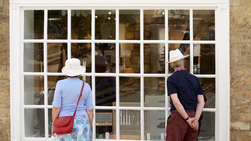 Chipping Campden assim como um casal