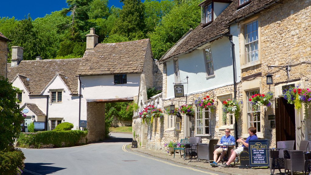 Castle Combe which includes street scenes, a hotel and outdoor eating