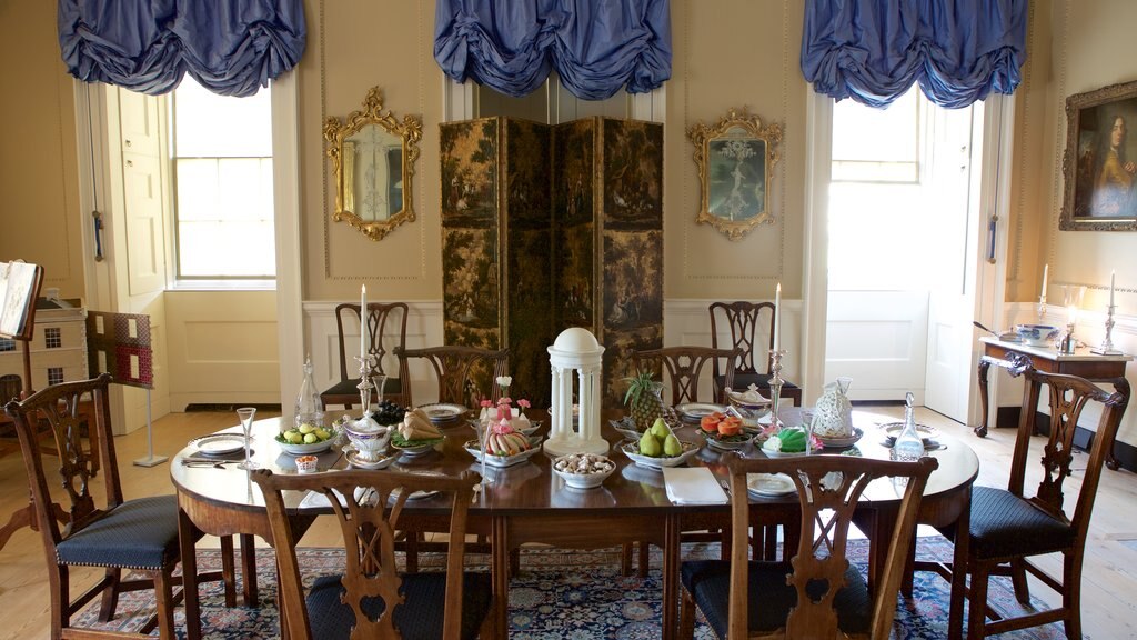 No. 1 Royal Crescent showing a castle, interior views and heritage elements