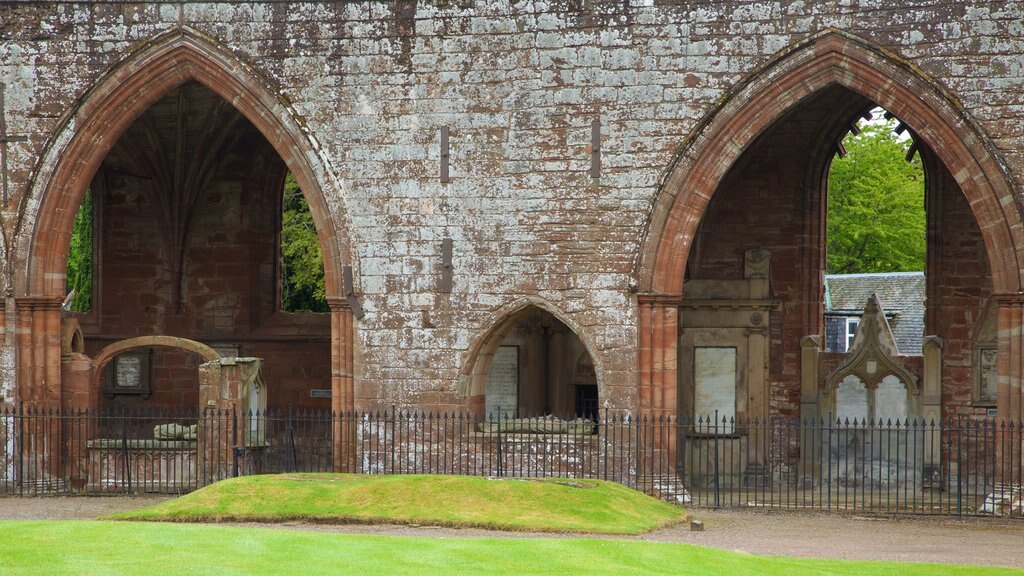 Fortrose Cathedral featuring heritage elements and heritage architecture