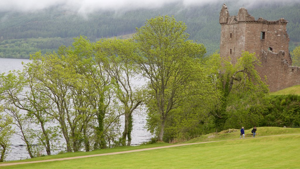 Urquhart Castle featuring a castle, building ruins and heritage elements