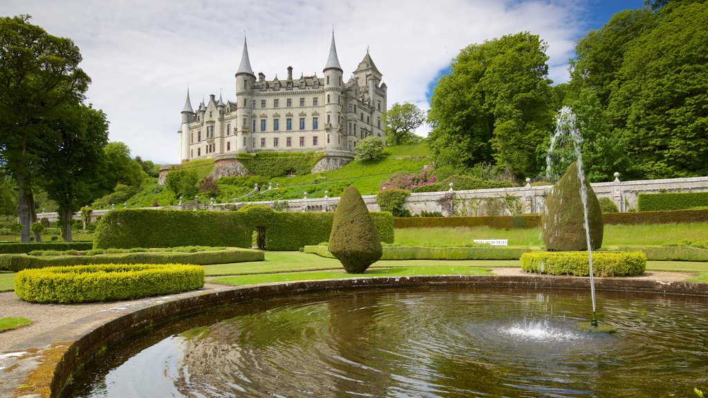 Dunrobin Castle showing heritage architecture, heritage elements and chateau or palace