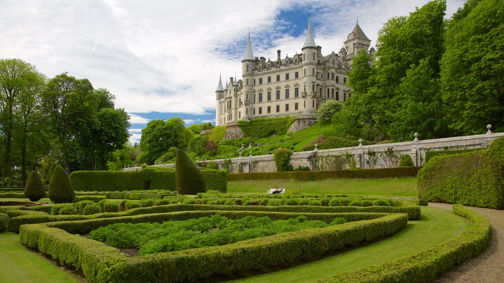 Castillo de Dunrobin mostrando un castillo, un parque y arquitectura patrimonial