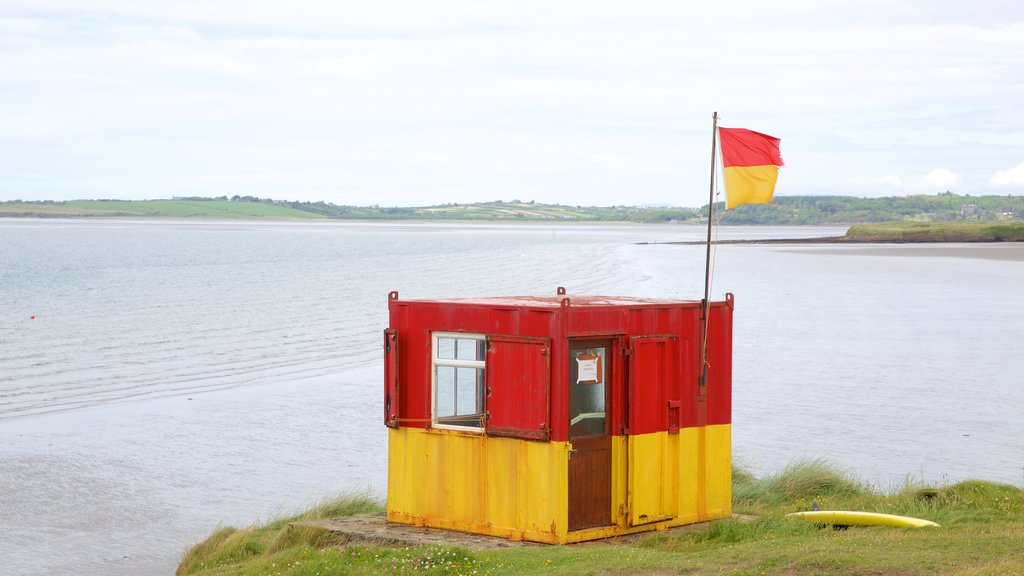 Rosses Point showing a lake or waterhole