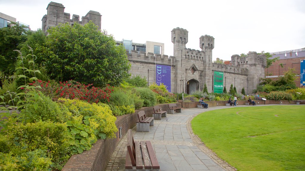 Dublin Castle featuring a garden, a castle and heritage elements