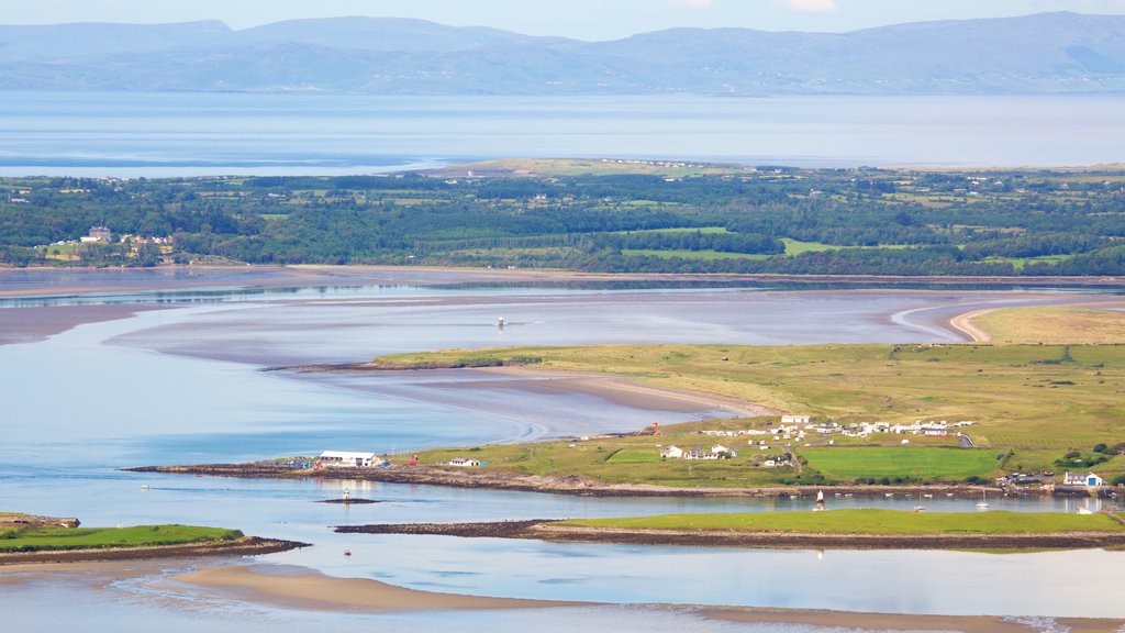 Knocknarea mostrando vistas de paisajes, un río o arroyo y escenas tranquilas