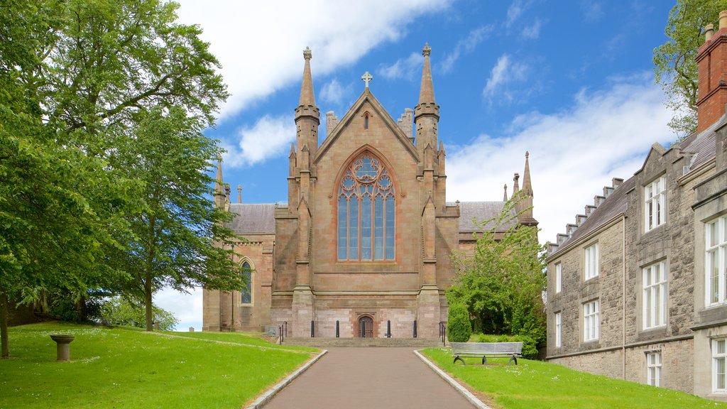 Armagh que incluye arquitectura patrimonial, elementos patrimoniales y elementos religiosos