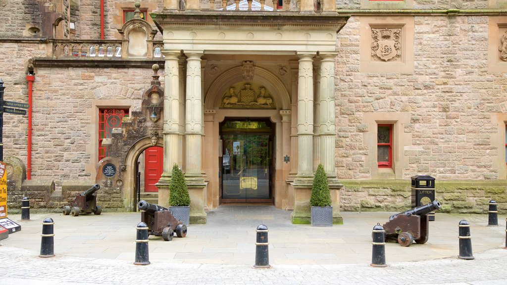 Belfast Castle which includes château or palace, heritage elements and heritage architecture