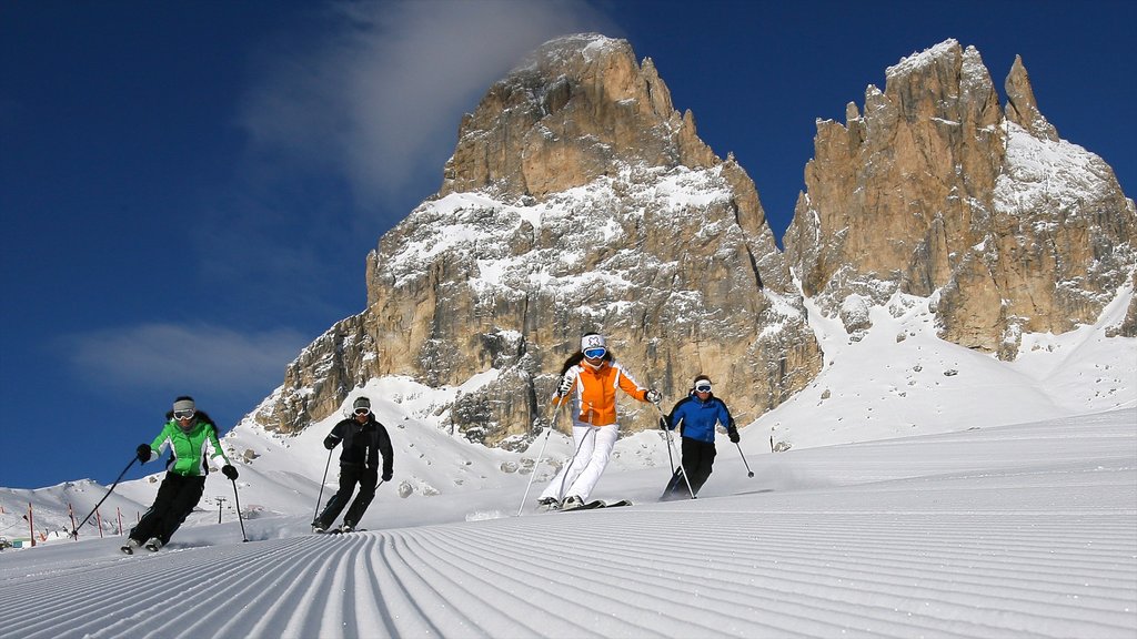 Fassa Valley which includes snow, snow skiing and mountains