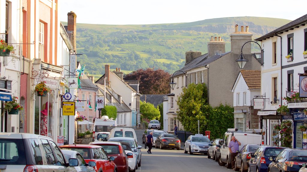 Crickhowell which includes street scenes