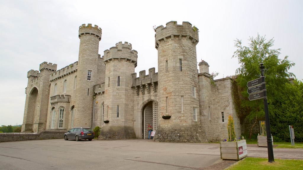 Castelo de Bodelwyddan caracterizando elementos de patrimônio e um castelo