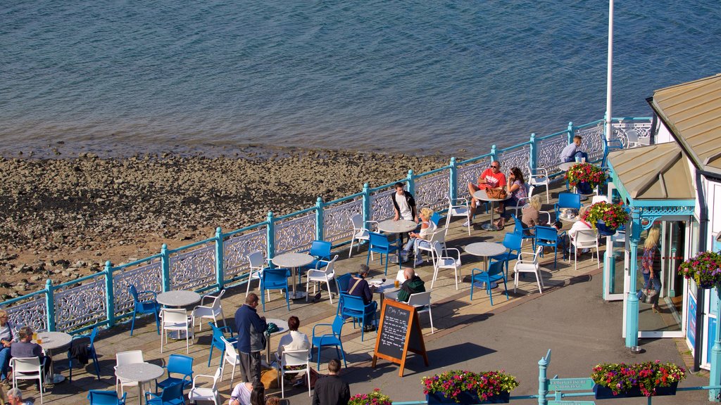 Mumbles Pier แสดง รับประทานอาหารนอกบ้าน, รับประทานอาหารกลางแจ้ง และ ชายหาดกรวด