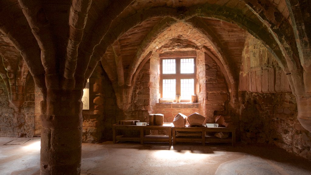 Arbroath Abbey som omfatter historiske bygningsværker, kulturarvsgenstande og interiør