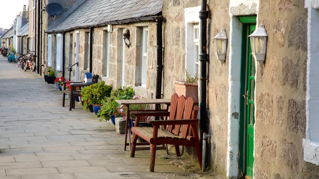 Aberdeen showing street scenes