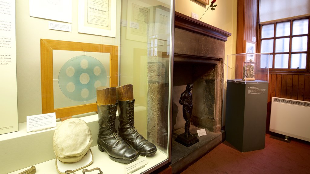 Museo de los Escritores que incluye vistas interiores