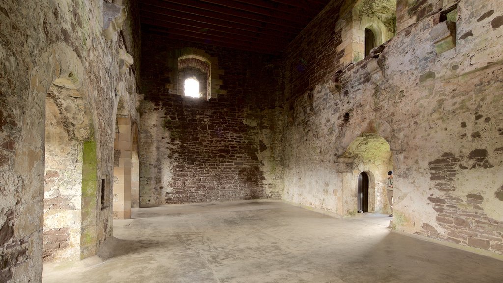 Doune Castle showing chateau or palace, heritage elements and interior views