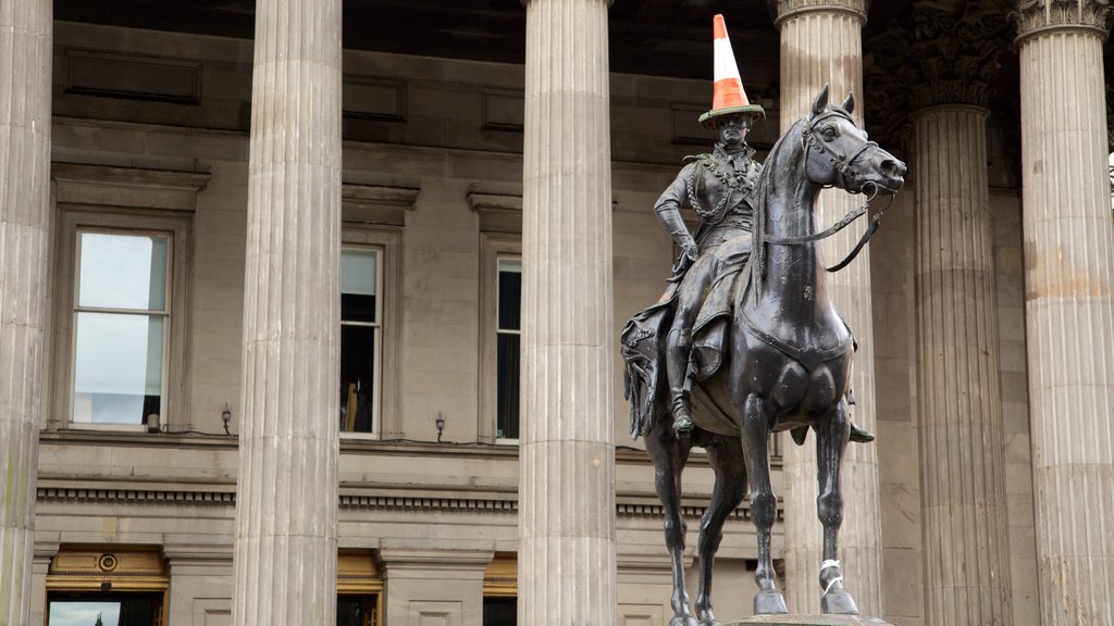 Glasgow ofreciendo una estatua o escultura y patrimonio de arquitectura