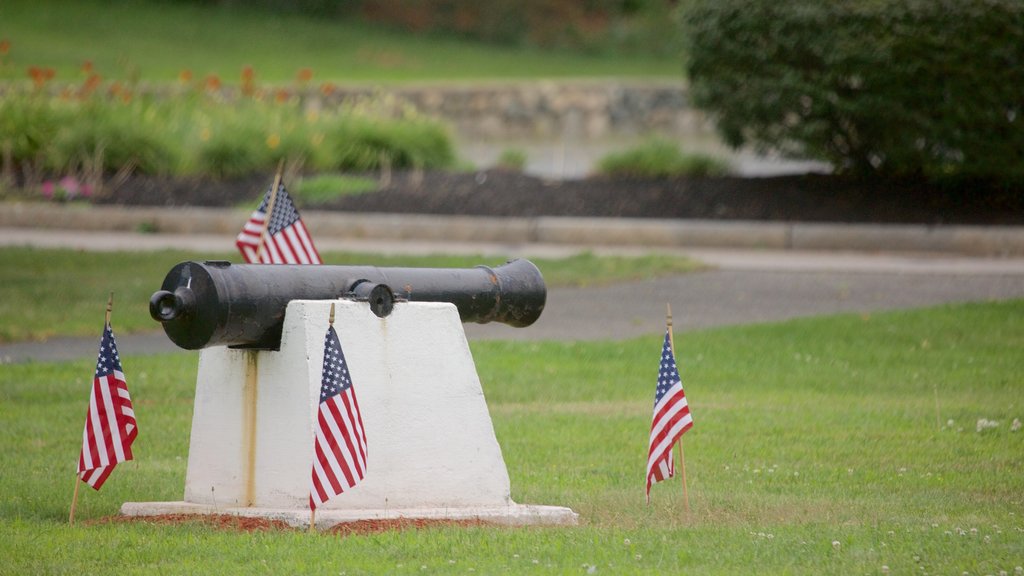 Burlington showing an administrative building and military items