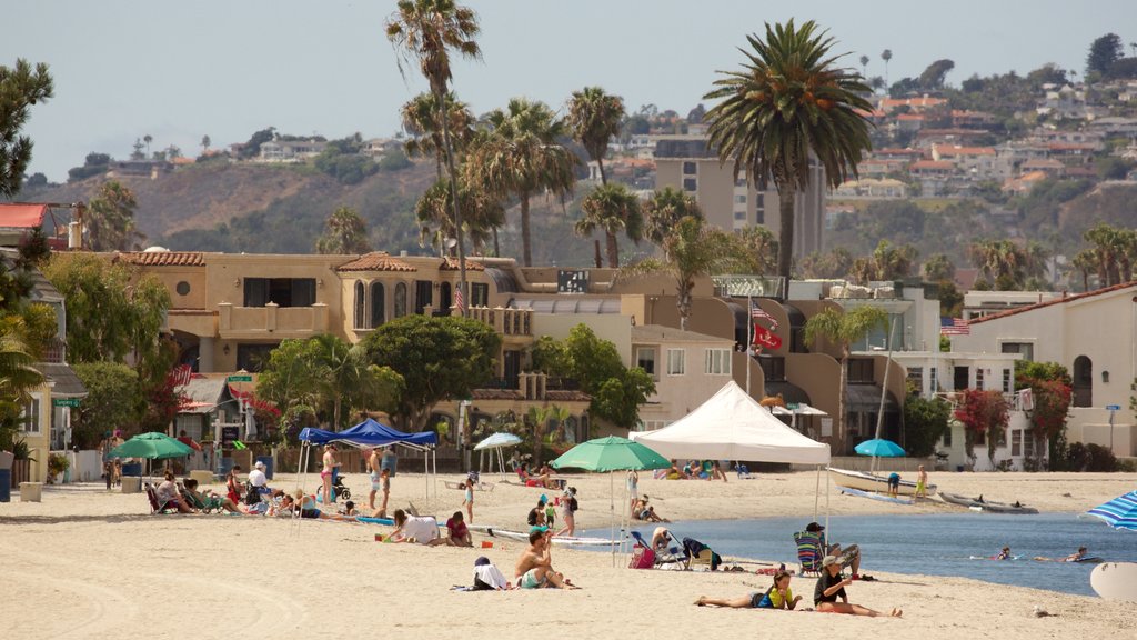 Mission Bay which includes a sandy beach