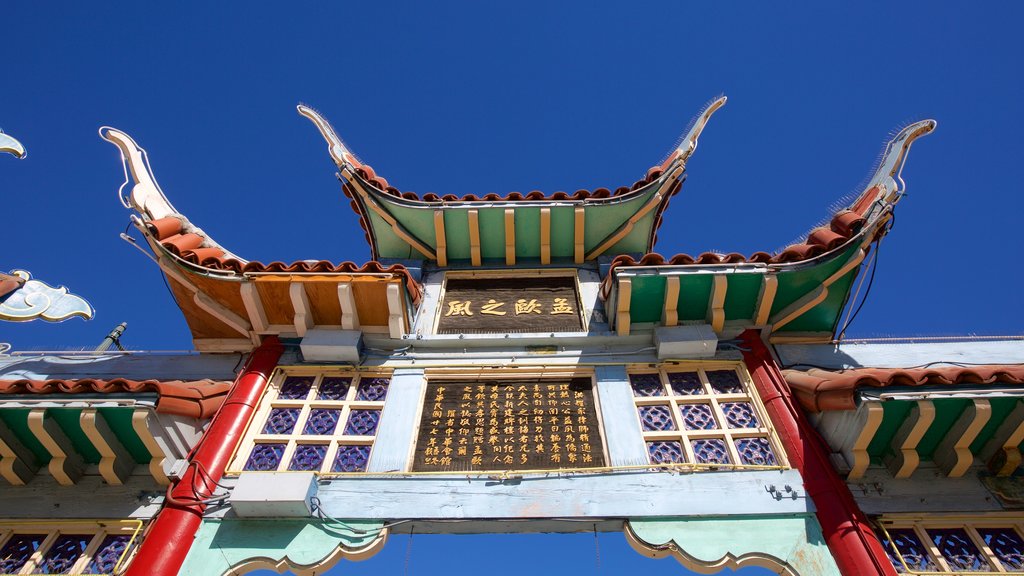 Chinatown ofreciendo patrimonio de arquitectura