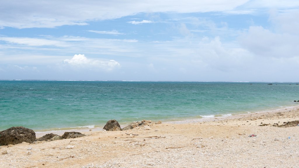 Shiraho-stranden som viser sandstrand