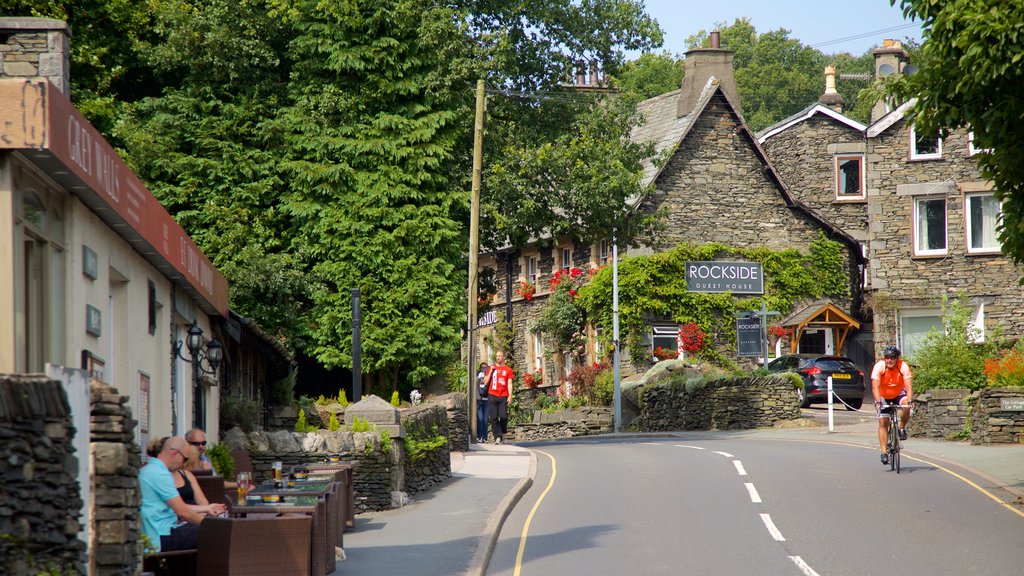 Windermere showing cycling, street scenes and outdoor eating