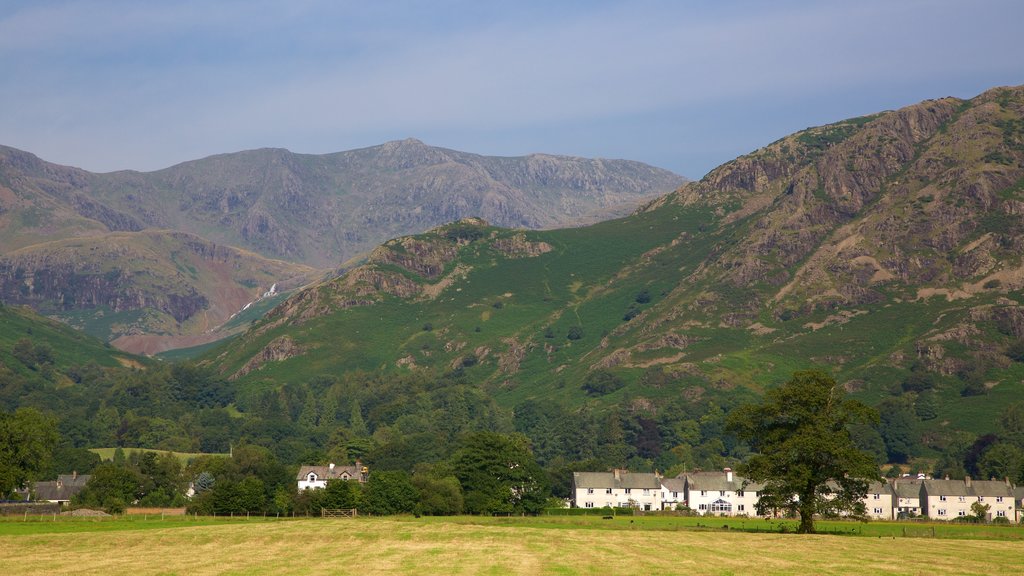 Coniston Water showing a small town or village and mountains