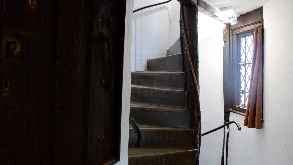 Elizabethan House showing interior views