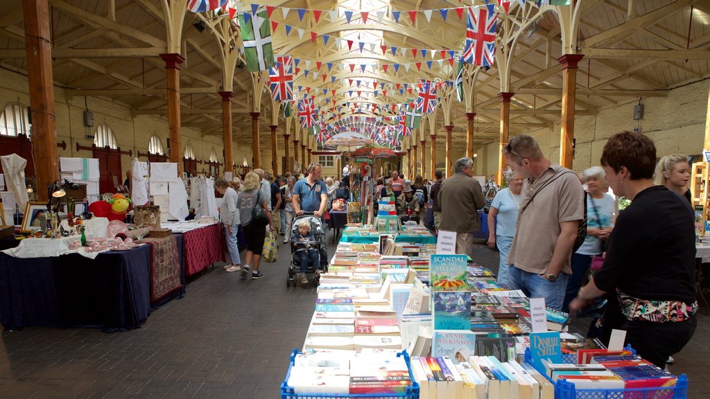 Pannier Market featuring interior views and markets as well as a large group of people