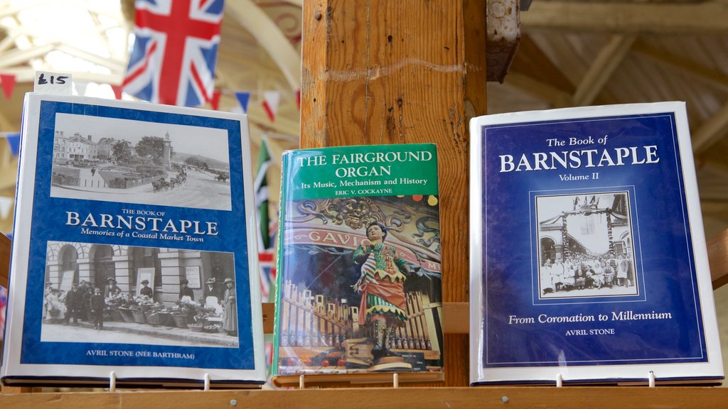 Pannier Market featuring signage and interior views