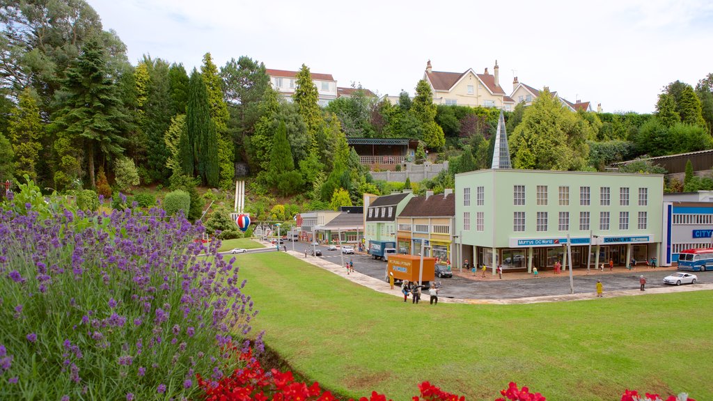 Babbacombe Model Village and Gardens which includes outdoor art, a park and a small town or village