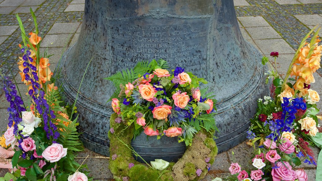 Katarina Kyrka, Stockholm, Sverige som viser blomster