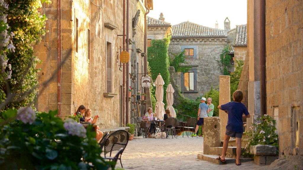 Bagnoregio ofreciendo un atardecer