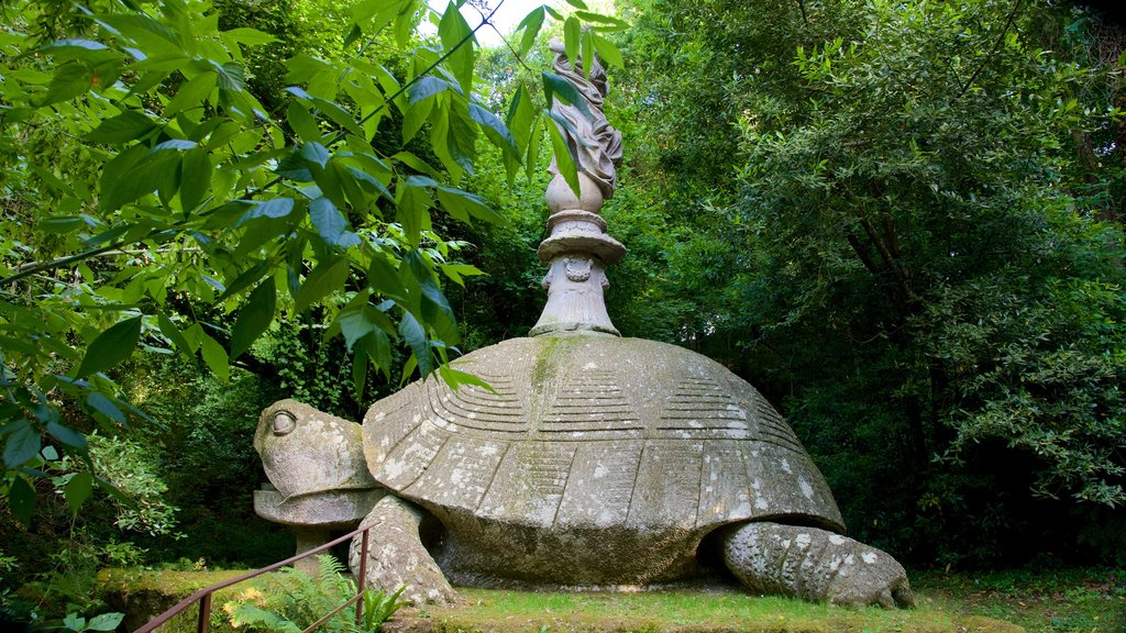 Parco dei Mostri showing a statue or sculpture